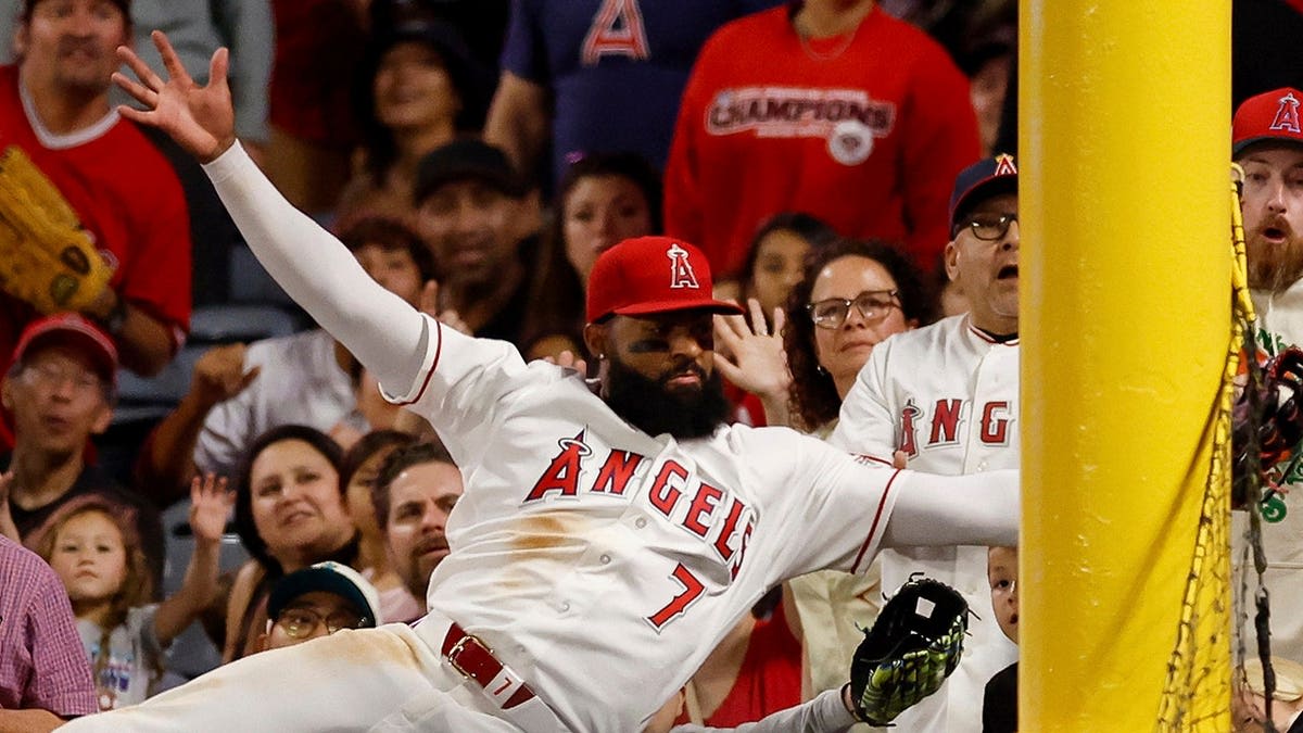 Angels' Jo Adell Robs 3 Home Runs in One Game - Image 5