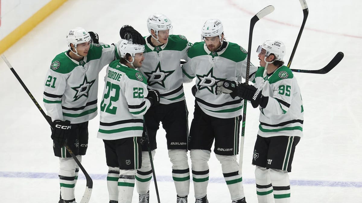 Dallas Stars Ban Fans Over Nazi Salute at Hockey Game - Image 5
