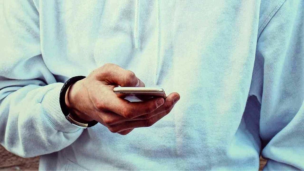 FCC Targets 2 Billion Monthly Robocalls With New Rules - Image 4
