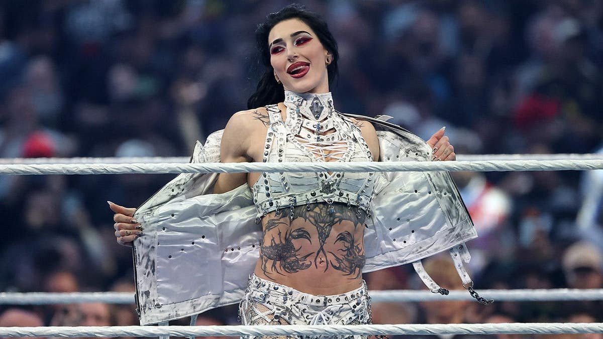 Rhea Ripley Wins WWE Championship at WrestleMania 42 - Image 4