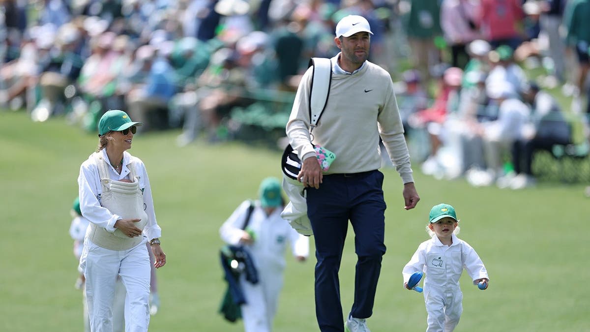 Scottie Scheffler Brings 12-Day-Old Son to Masters Par 3 - Image 4