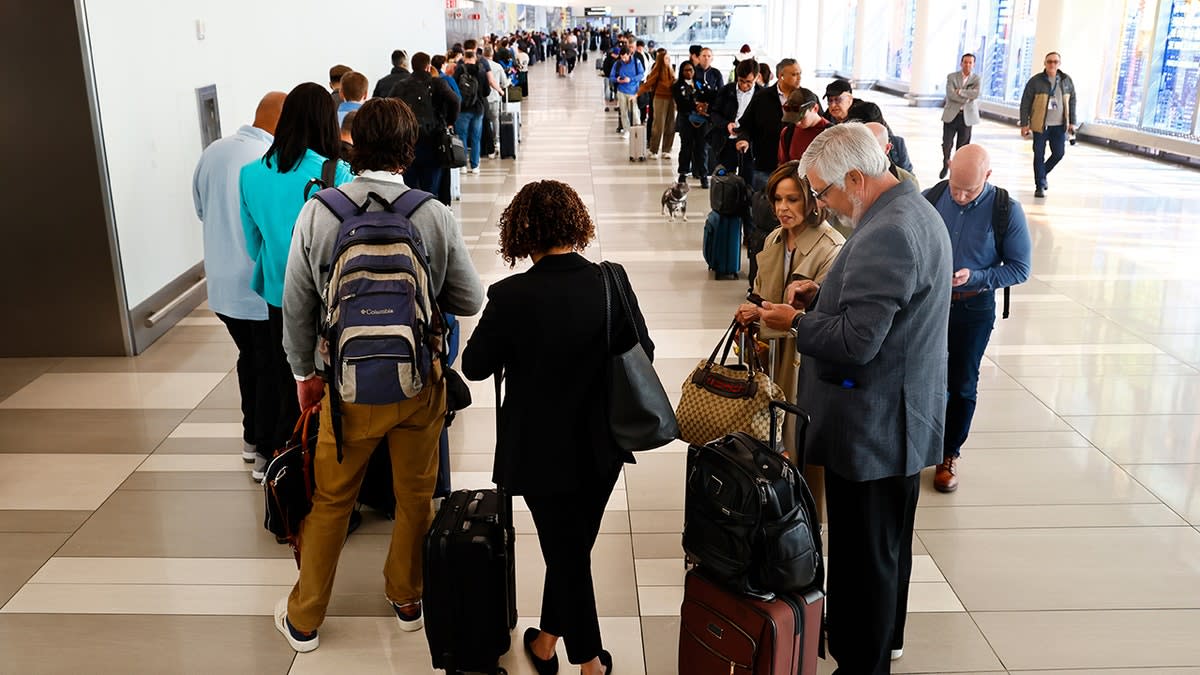 FAA Tests AI System to Predict Flight Delays Weeks Ahead - Image 3