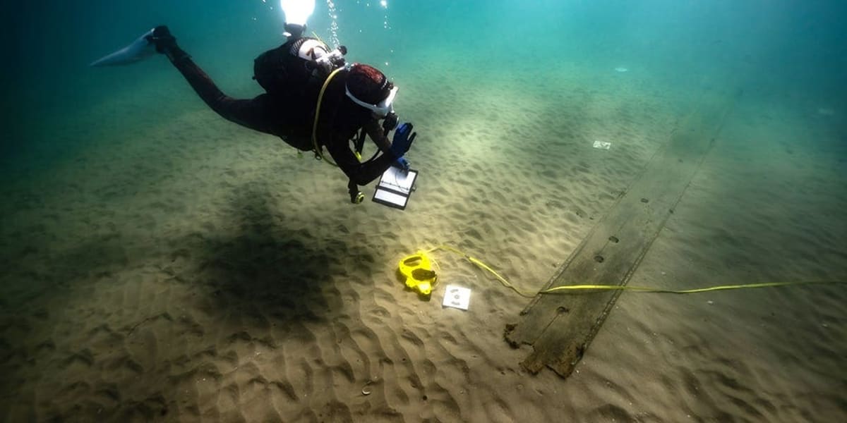 Researchers Find 150 Ancient Shipwrecks in Gibraltar Bay - Image 2