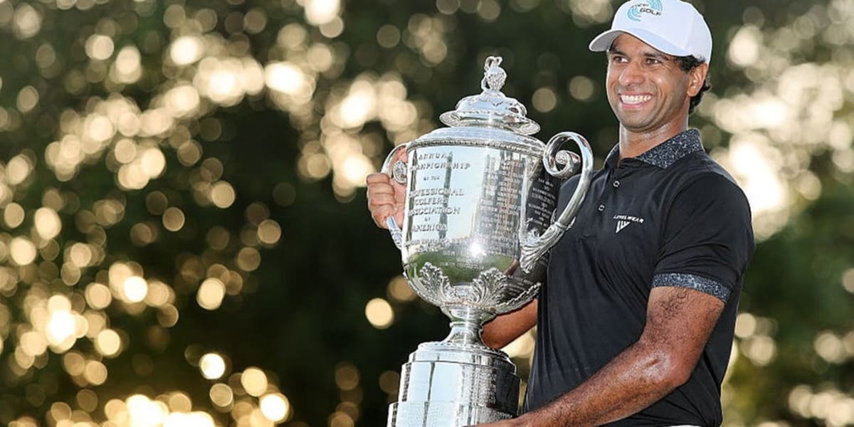 Dad Naps Through Son's First Major Golf Championship Win - Image 2