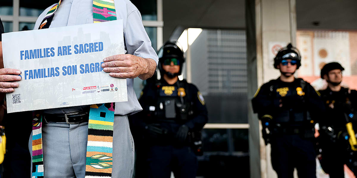 Kansas Churches Train Volunteers to Support Immigrants - Image 2