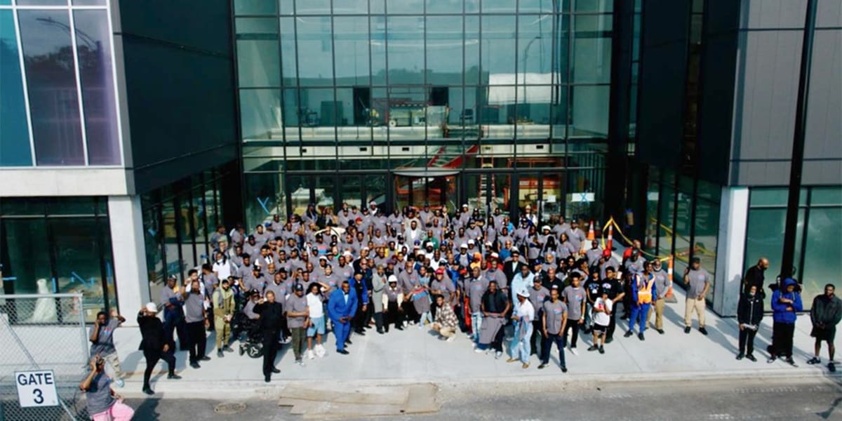 Chicago's Deadliest Block Transformed by Hope, Not Programs - Image 2