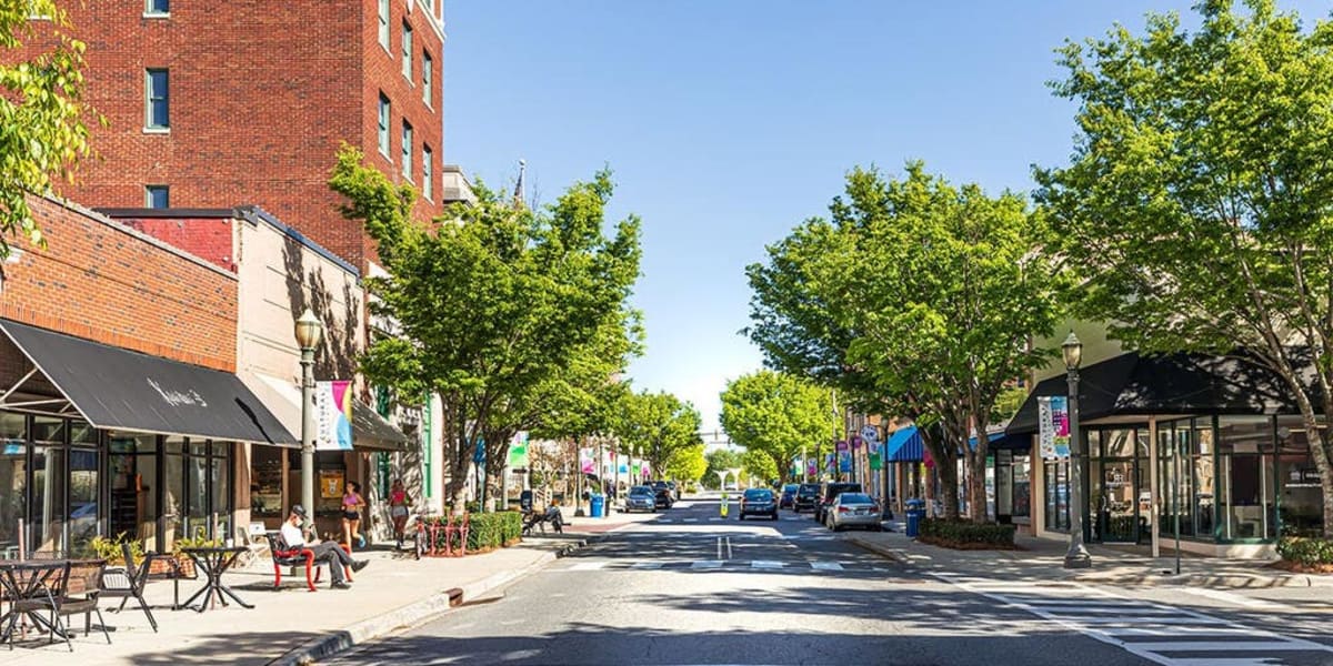 Small Businesses Create 4 Million Jobs Monthly Across US - Image 2