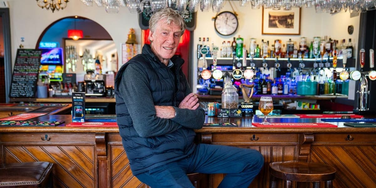 Music Teacher Remortgages Home to Save 100-Year-Old Pub - Image 2