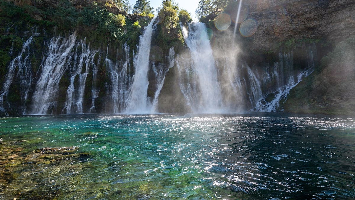 California's Burney Falls Gets Reservation System to Save Park - Image 3