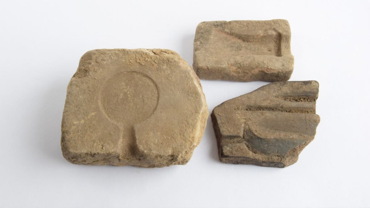 Czech Rail Dig Uncovers 1,000+ Ancient Artifacts - Image 5