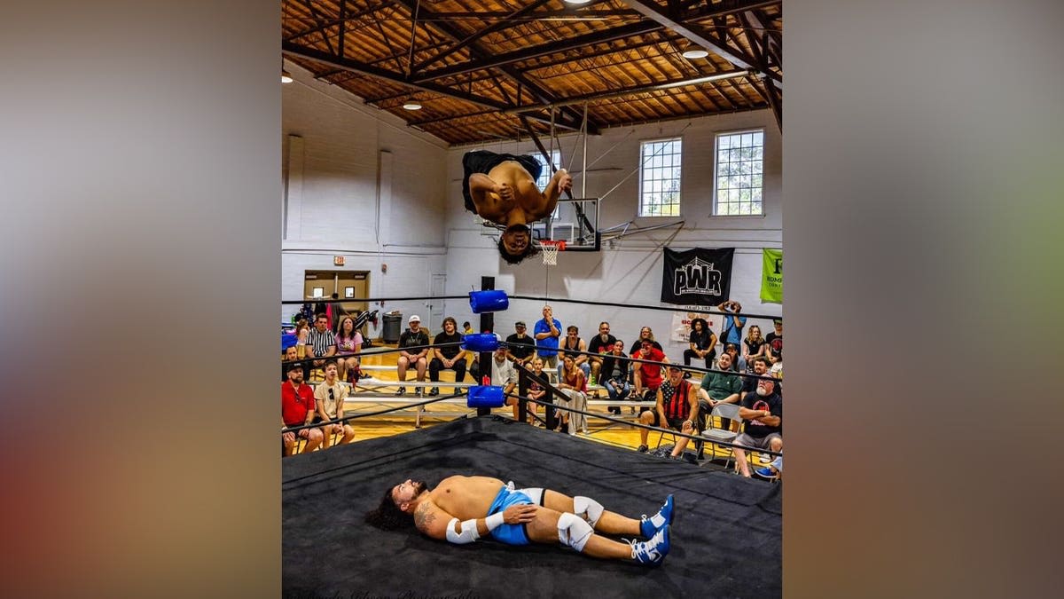 Wrestler Dono Hefner Uses Social Media to Launch Career - Image 5