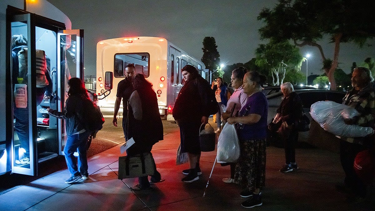 50,000 California Residents Return Home After Tank Crisis - Image 5