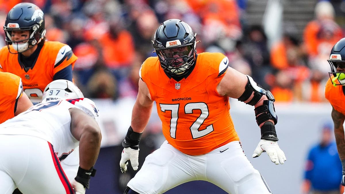 NFL Star Honors Veterans Before Memorial Day - Image 3