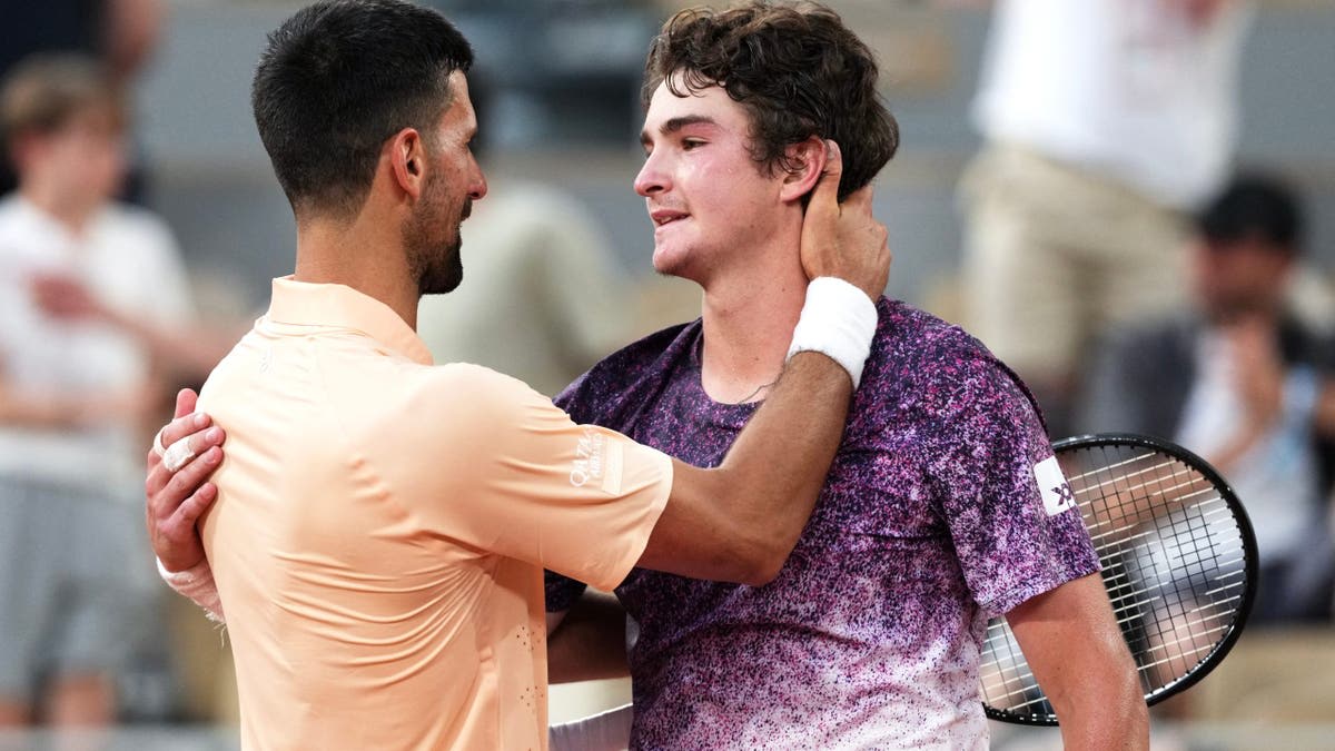 19-Year-Old Fonseca Stuns Djokovic at French Open - Image 4