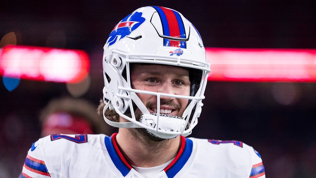 Josh Allen Surprises Kids at Recess, Pure Joy Ensues - Image 4