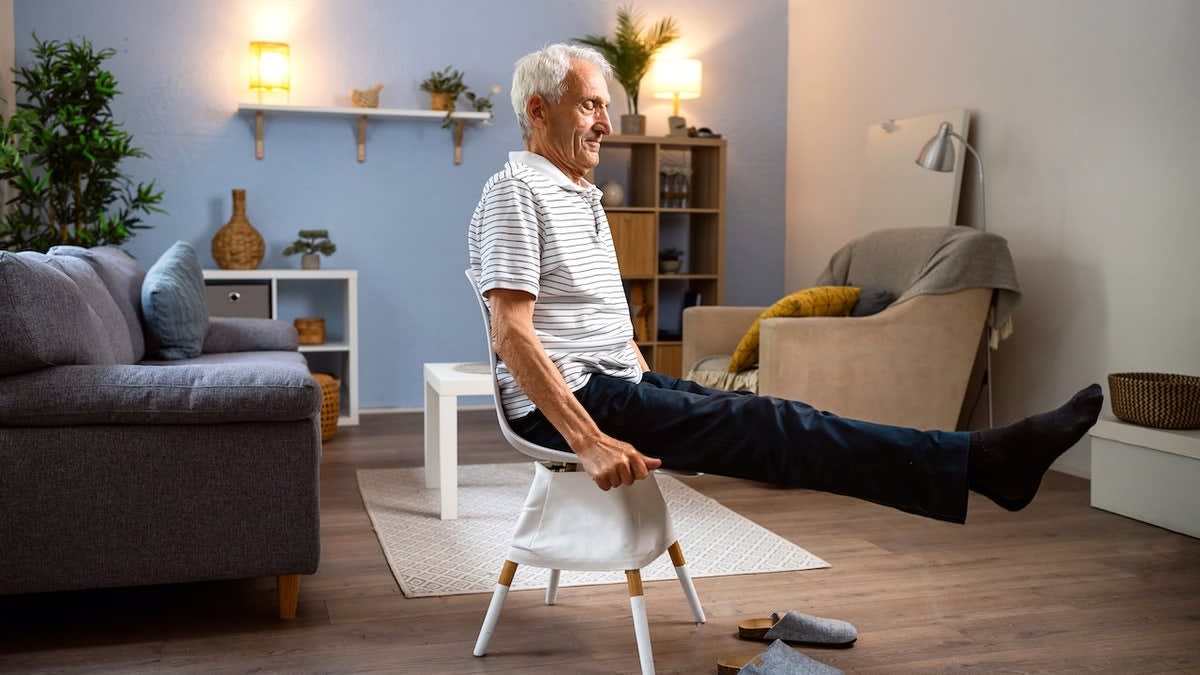 4-Minute Daily Routine Cuts Fall Risk for Seniors - Image 5