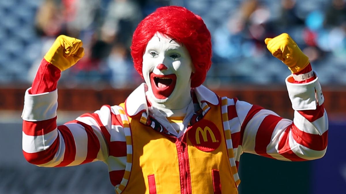 Ronald McDonald Sings National Anthem at Baseball Game - Image 3