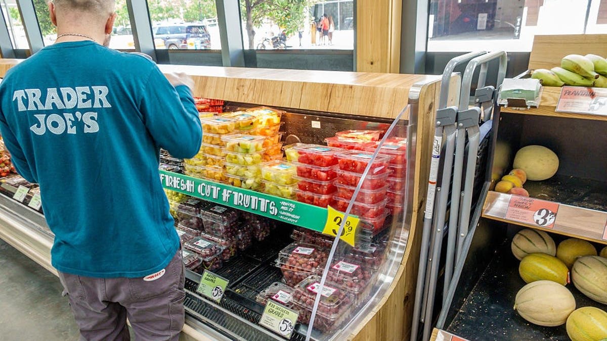 Trader Joe's Employees Aren't Flirting, Just Really Friendly - Image 4