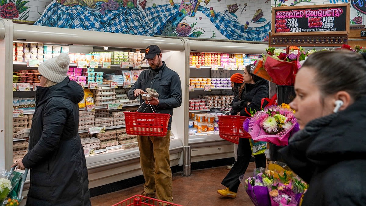 Trader Joe's Employees Aren't Flirting, Just Really Friendly - Image 5