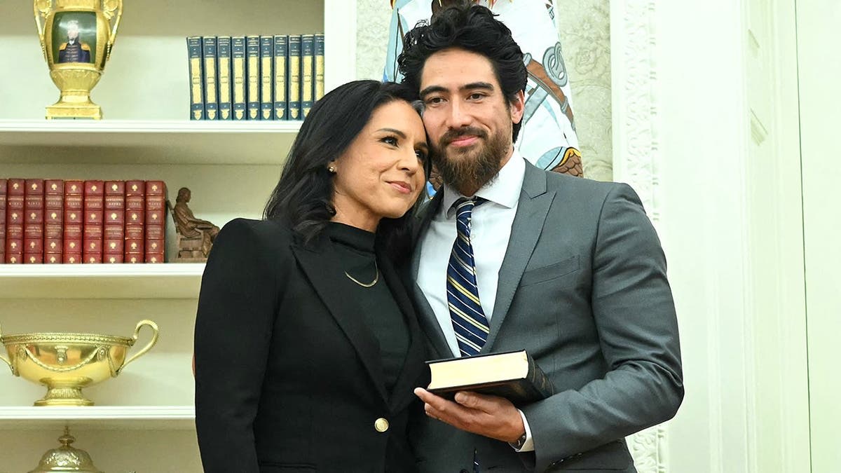 Tulsi Gabbard's Husband Cancer-Free After Rare Bone Tumor - Image 3