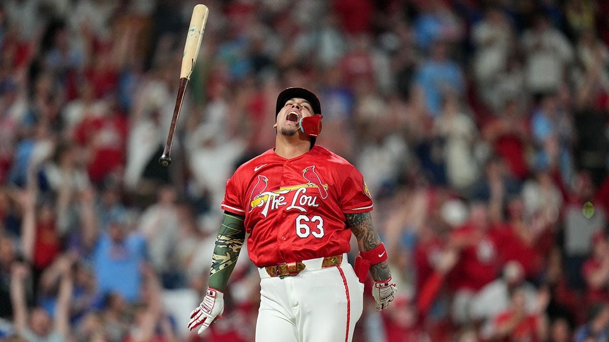Cardinals Fans Go Shirtless, Spark Epic 11-Inning Win - Image 3