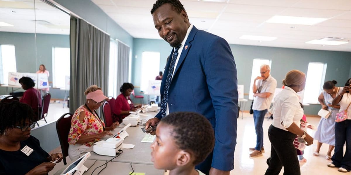 Ex-NBA Player Wins Shot at South Carolina Governor's Race - Image 2