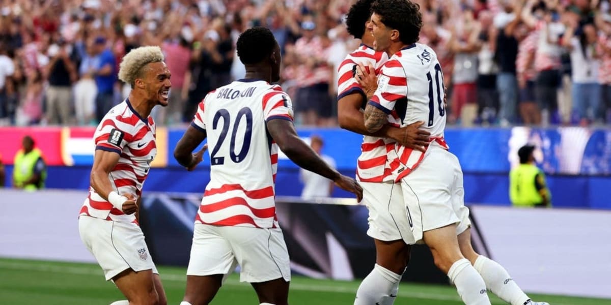 USA Wins 2 Straight World Cup Games for First Time Since 1930 - Image 2