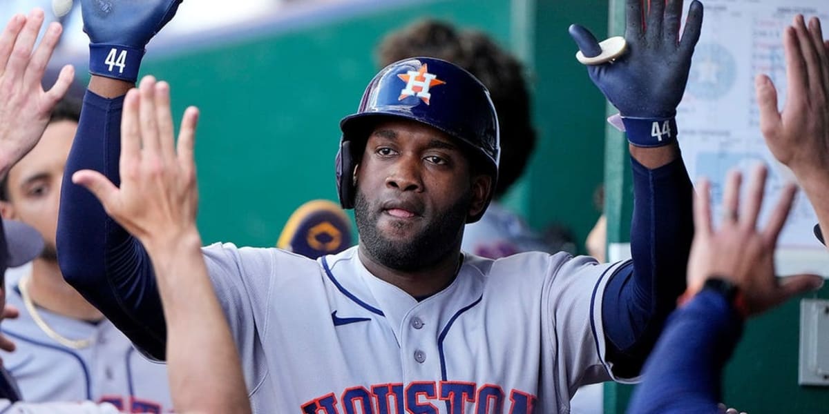 Astros' Álvarez Hits 2 Homers in One Historic First Inning - Image 2