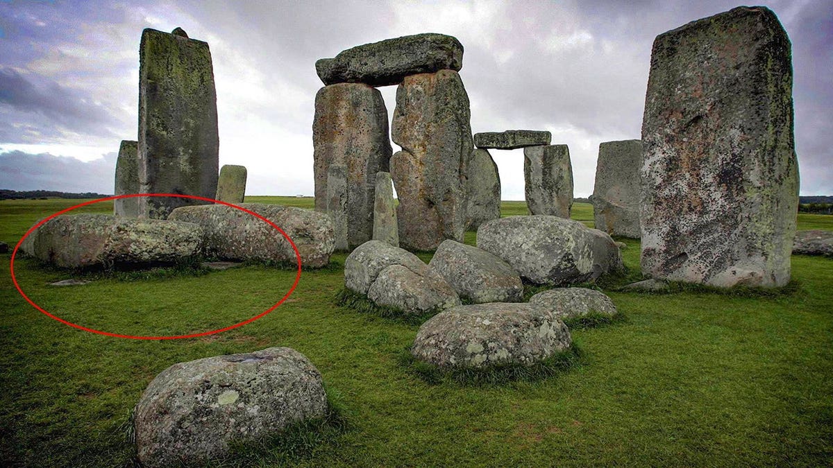 Stonehenge's Altar Stone Traveled 450 Miles from Scotland - Image 4