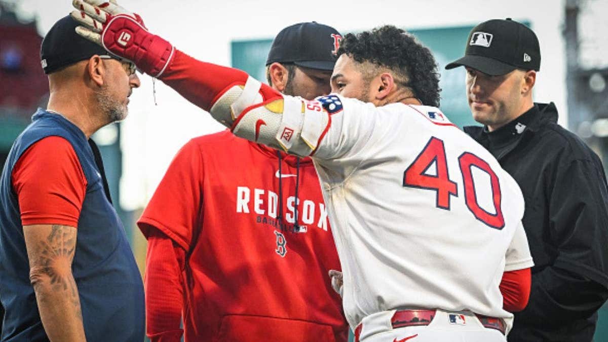 Red Sox Star Honors Venezuela With Home Run After Quakes - Image 4