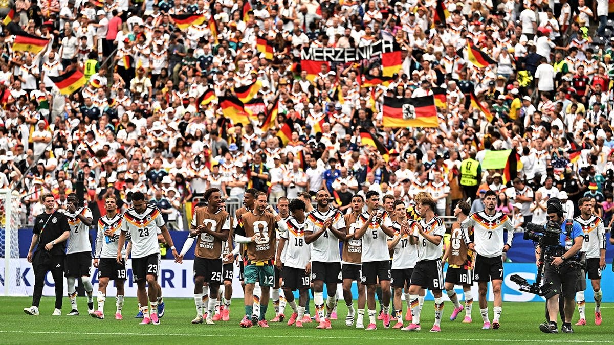 German Tourist's U.S. Road Trip Goes Viral for Pure Joy - Image 4