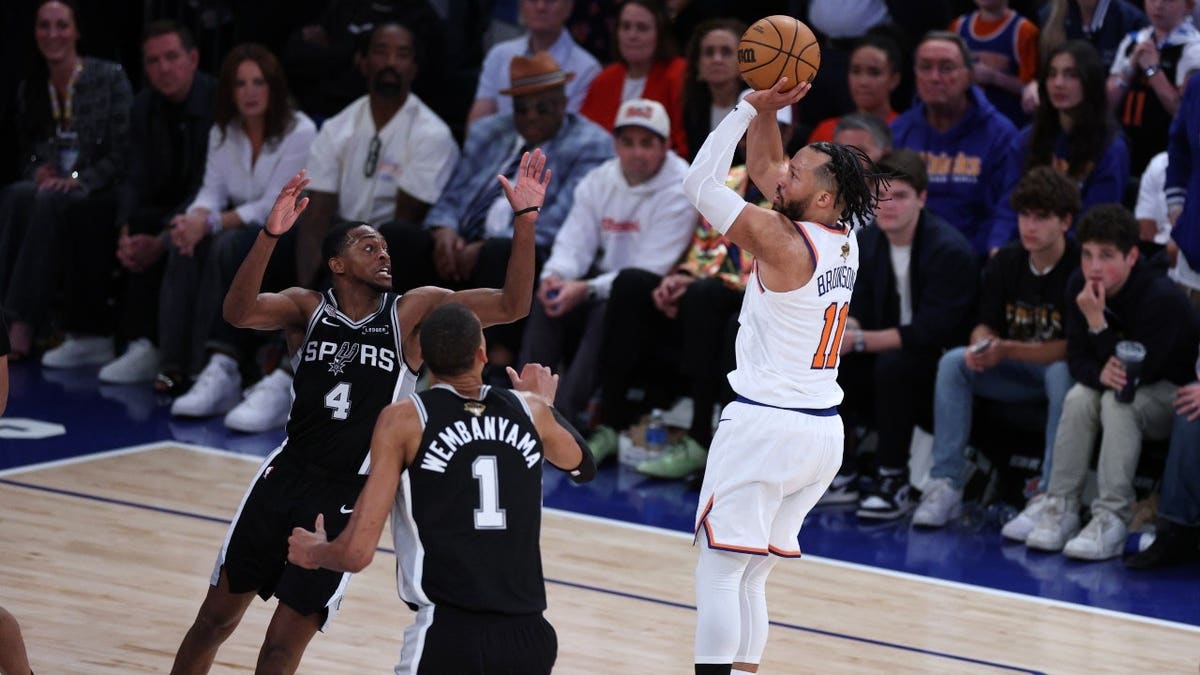 Knicks Complete Largest NBA Finals Comeback in History - Image 3