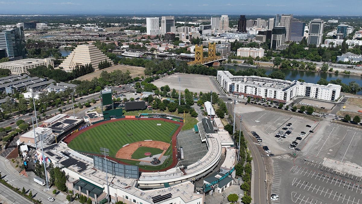 Sacramento Raises $1.8B in Four Months for MLB Stadium - Image 4