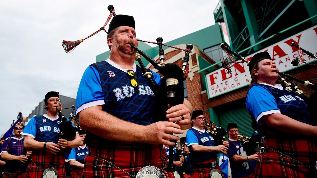 Scottish Fans Bring Bagpipes and Joy to Boston's Fenway Park - Image 3