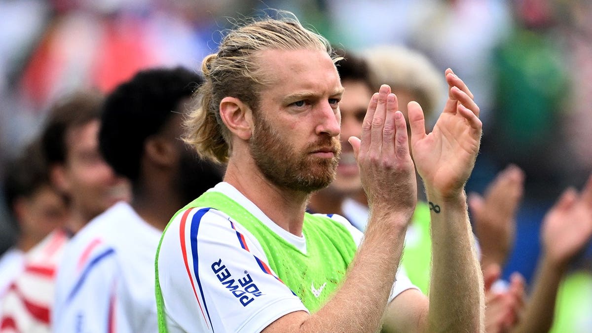 10 Soccer Legends Over 39 Play in 2026 World Cup - Image 5