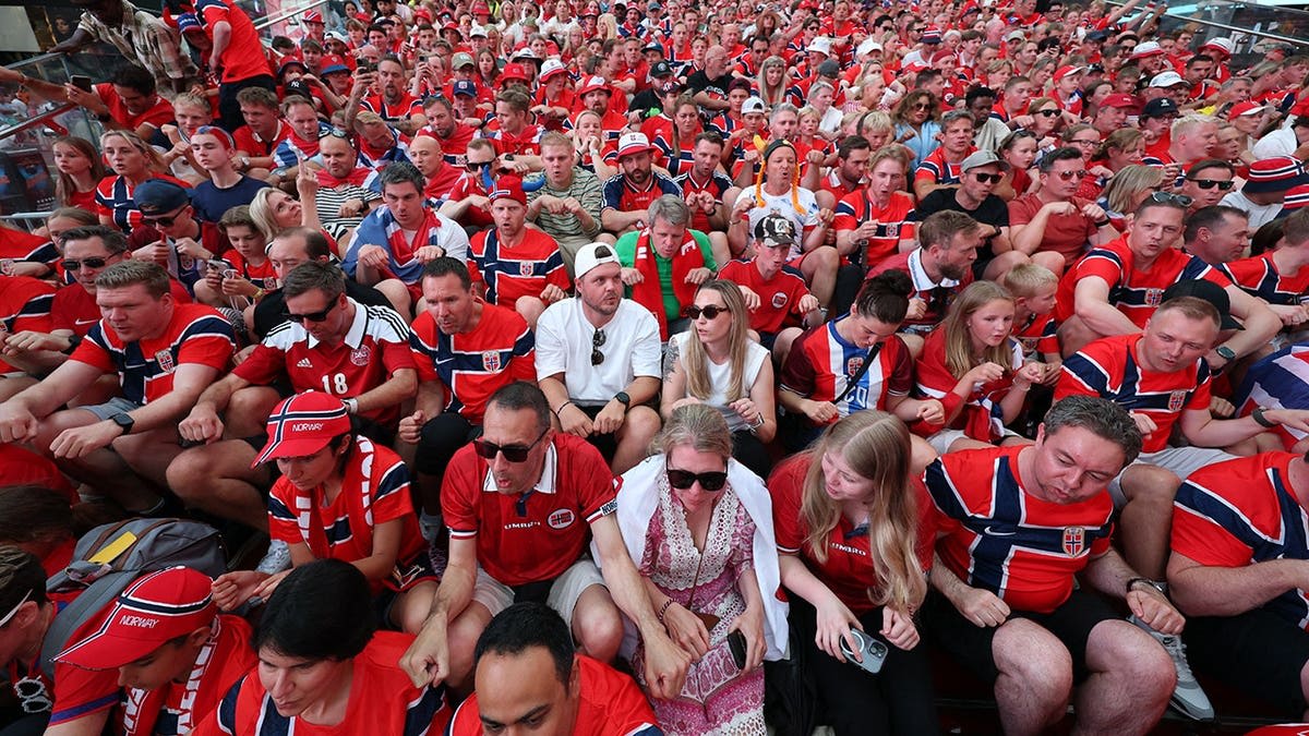 Norway Fans Perform Viking Row in Times Square Before Match - Image 4