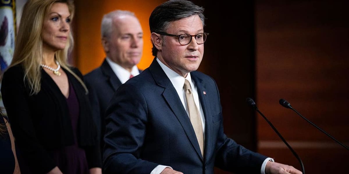 House Passes Bill to End Clock Changes Year-Round - Image 2