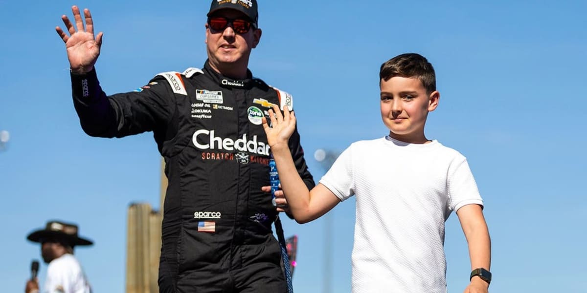 11-Year-Old Brexton Busch Wins First Race Since Dad's Death - Image 2