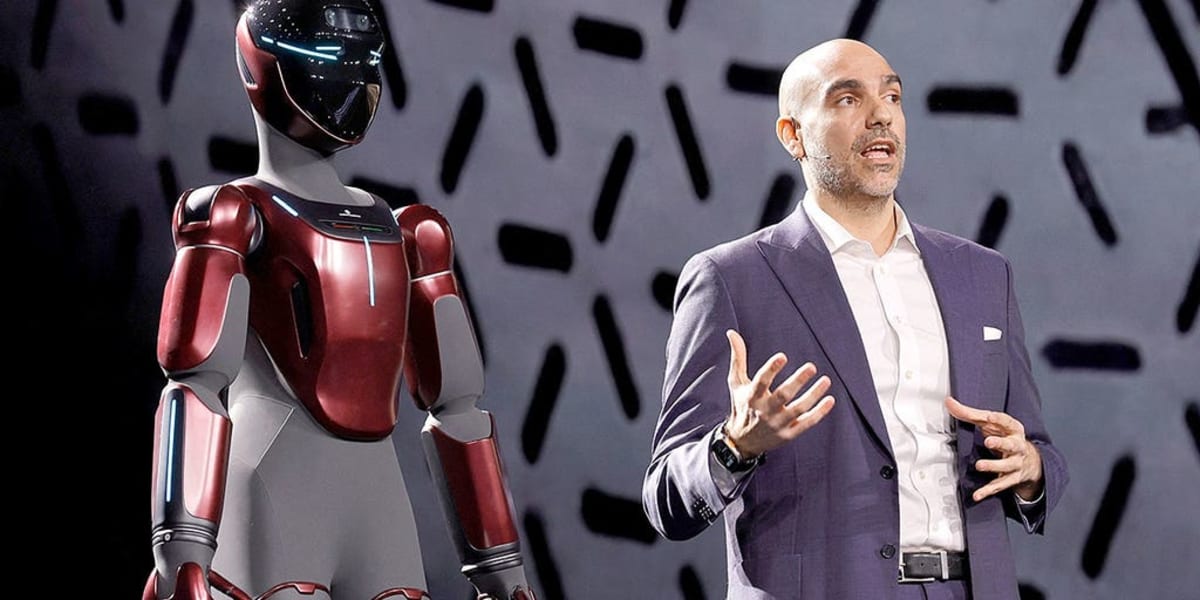 Italian Robot Gets Sensor Skin to Prevent Human Injuries - Image 2
