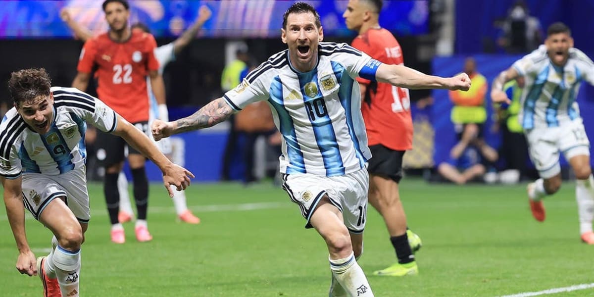 Passenger Streams Argentina's World Cup Win for Entire Plane - Image 2