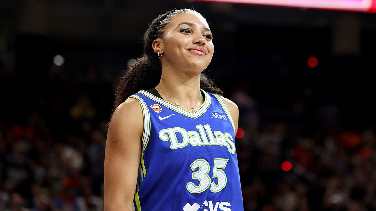 Rookie Azzi Fudd Wins WNBA 3-Point Contest in Historic First - Image 5