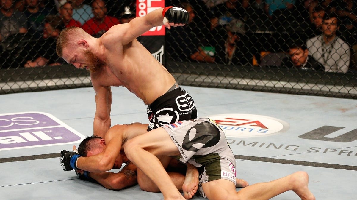 Conor McGregor Vows Comeback After Successful ACL Surgery - Image 4