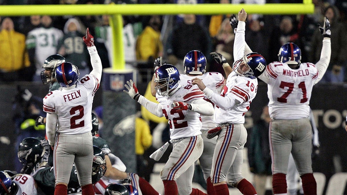 Ex-NFL Kicker Jay Feely Wins Arizona Congressional Primary - Image 3