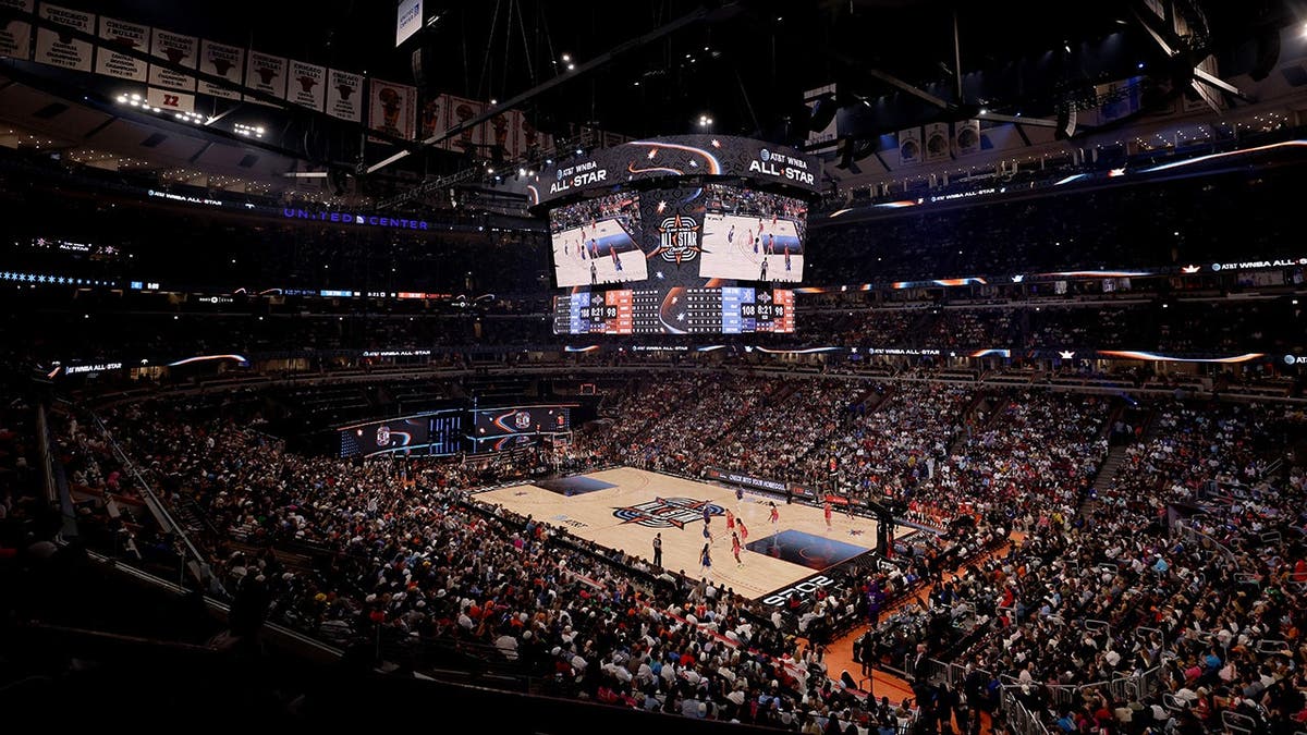WNBA All-Star Game Draws Record 19,783 Fans in Chicago - Image 3