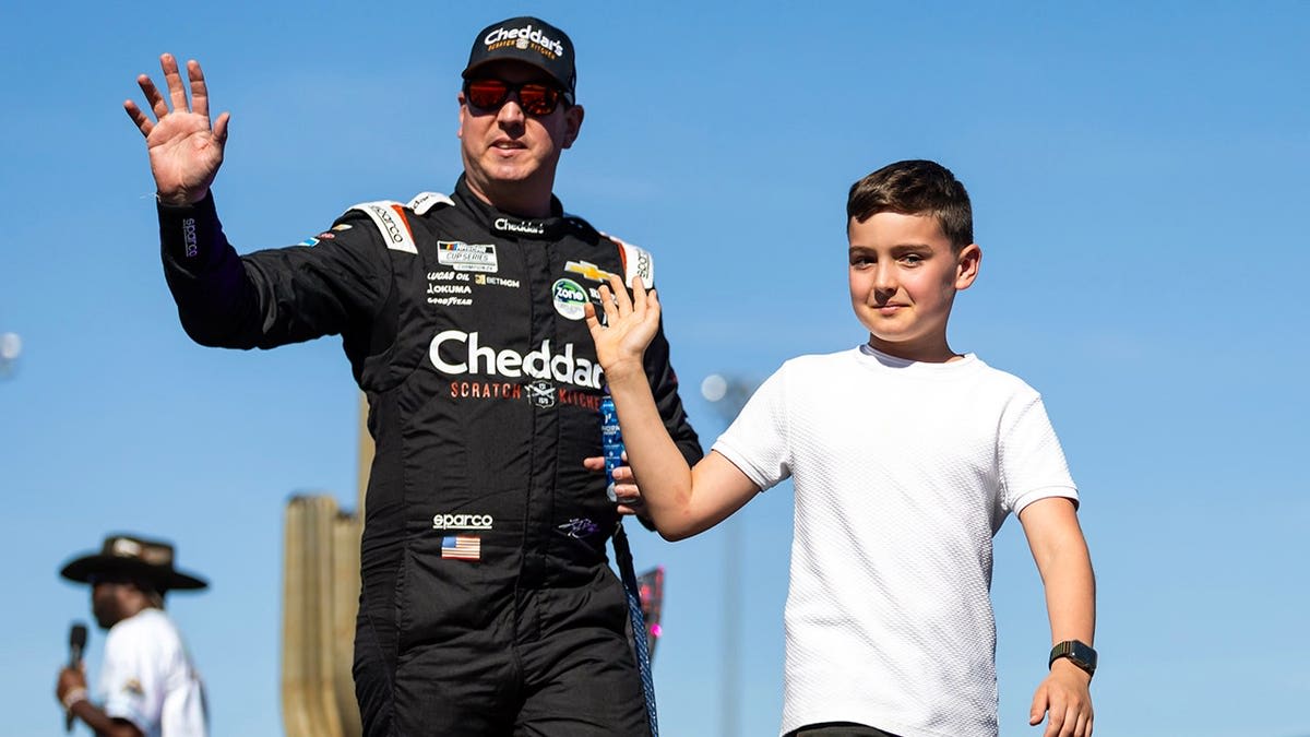 11-Year-Old Brexton Busch Wins First Race Since Dad's Death - Image 3