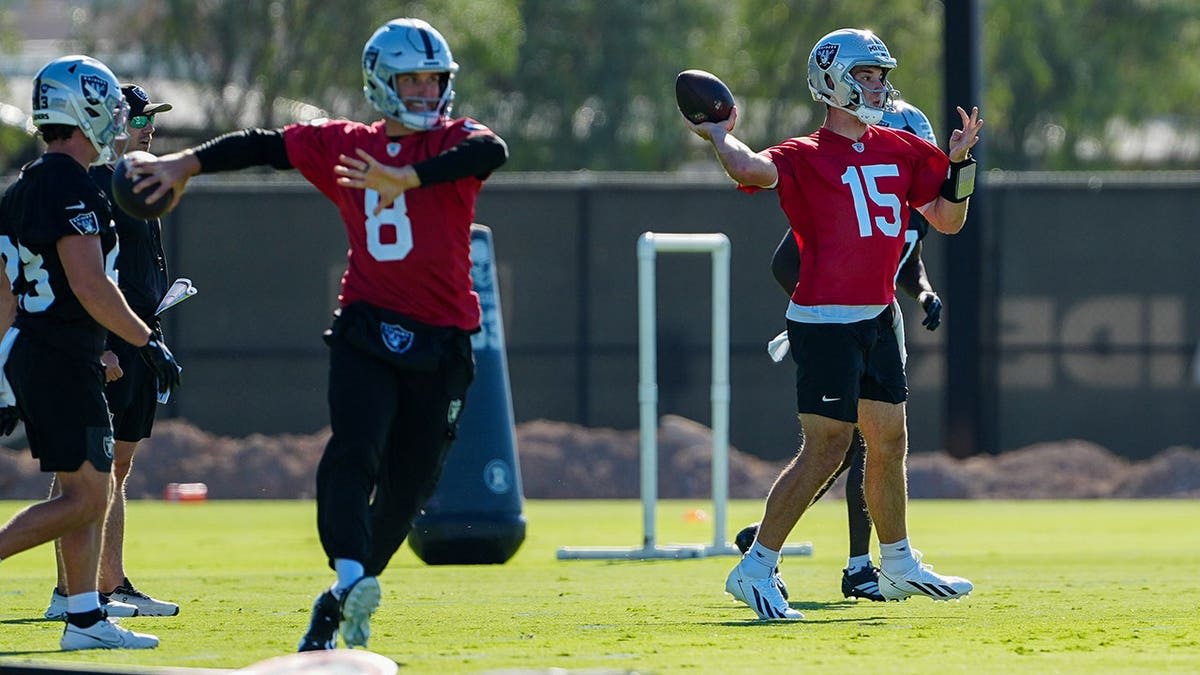 Raiders QBs Kirk Cousins, Fernando Mendoza Bond Over Faith - Image 4
