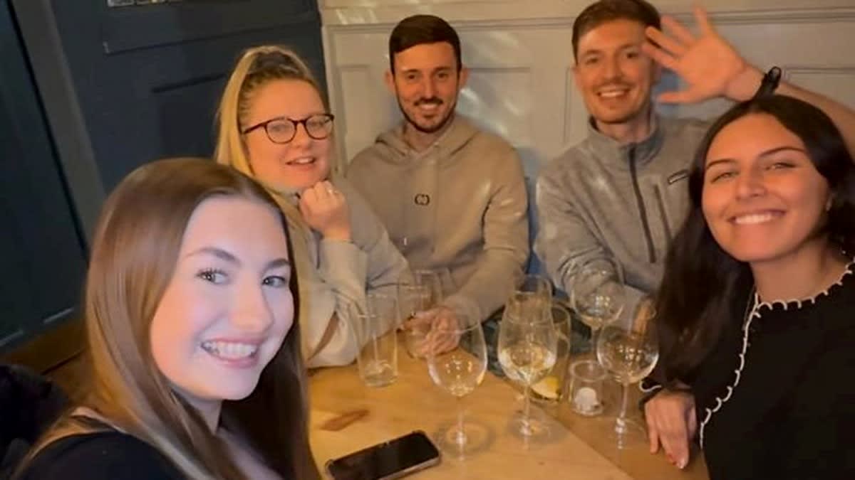 Man Hosts 1,000 Pub Meetups After Friend's Suicide - Image 4