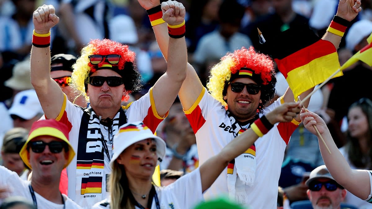 German Fan Freddy Still Welcomed to White House Visit - Image 4