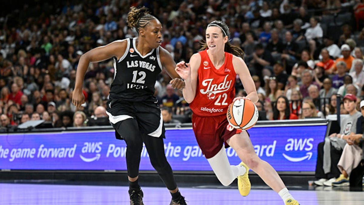 Caitlin Clark Breaks WNBA Record in Fever's 109-75 Win - Image 3