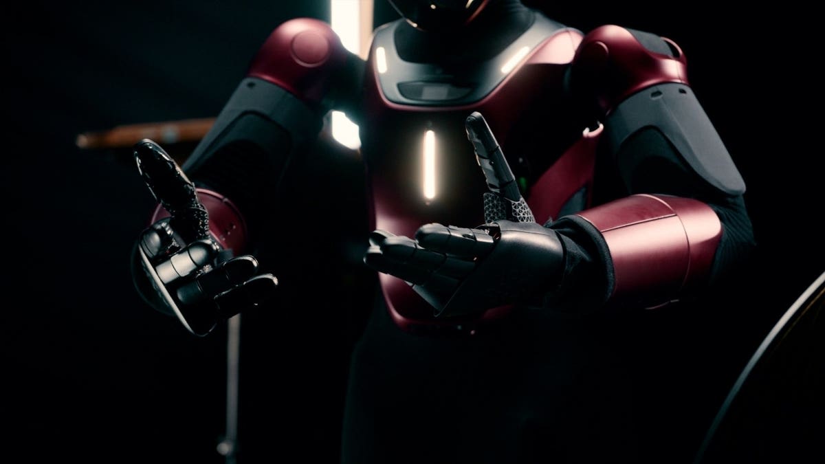 Italian Robot Gets Sensor Skin to Prevent Human Injuries - Image 5